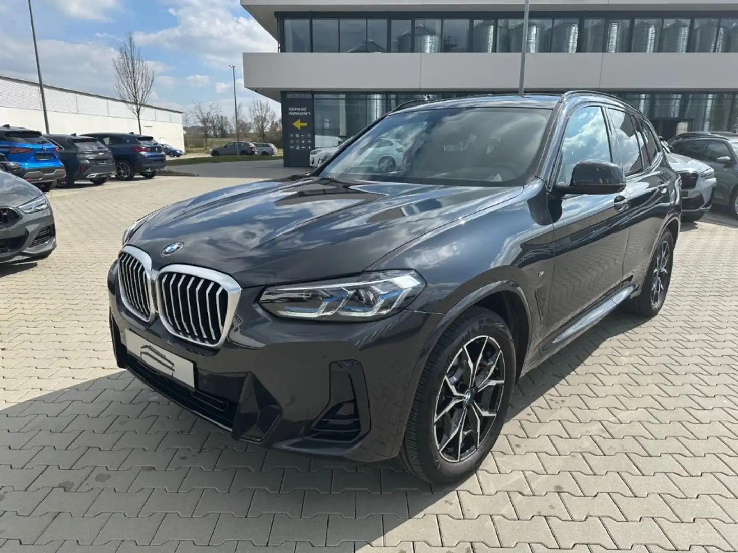 BMW X3 xDrive 20 i M Sport AHK HiFi Head-Up Laser ACC Grau - 1