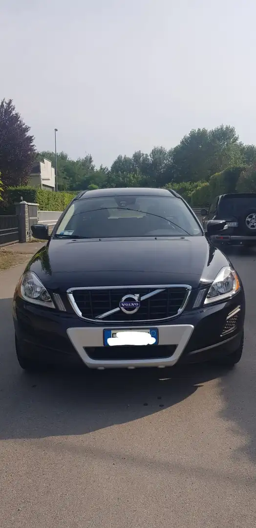 Volvo XC60 2.0 d4 (d3) Momentum geartronic - 1