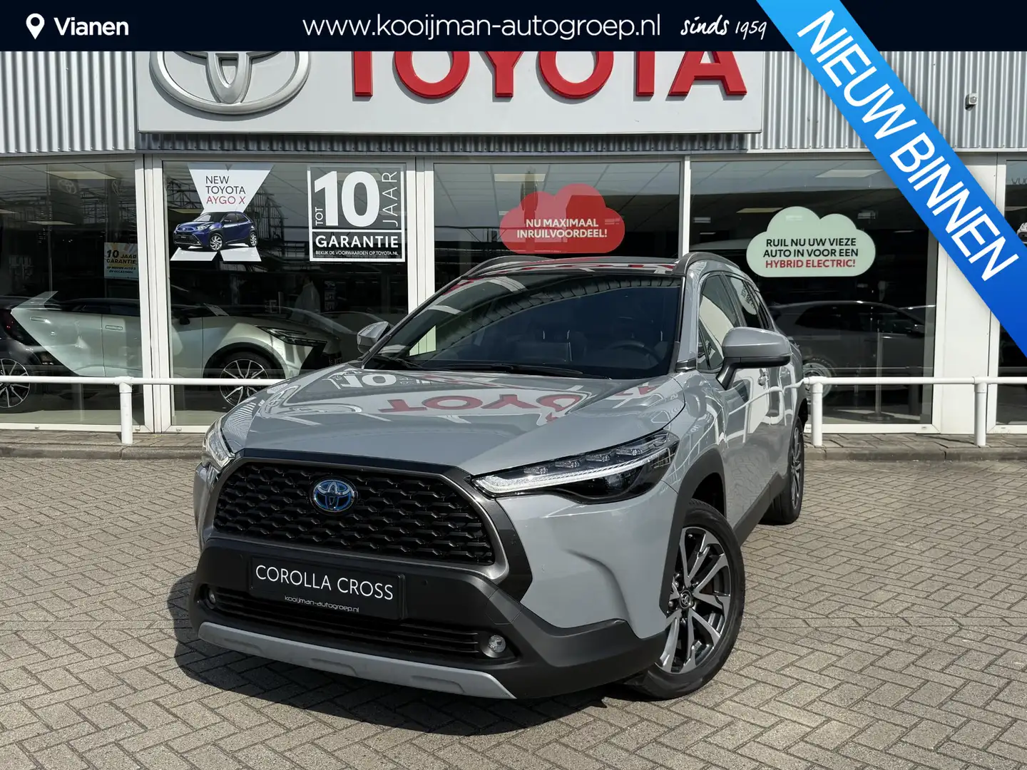Toyota Corolla Cross Hybrid 140 Style + Premium Pack II +Panoramadak Zilver - 1
