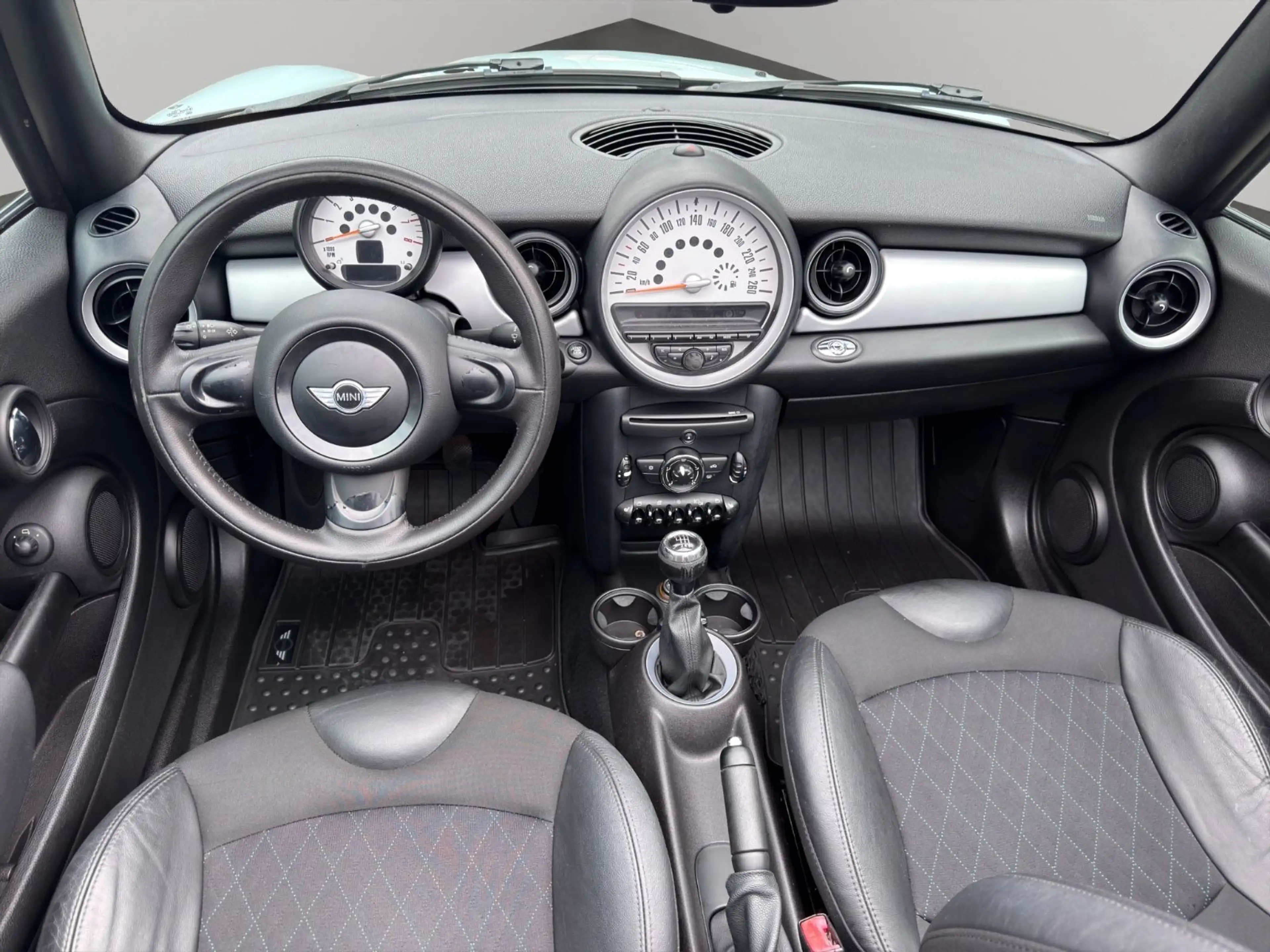 MINI One 1.6 Cabrio 2.Hand Klima Alu. TÜV — photo 12