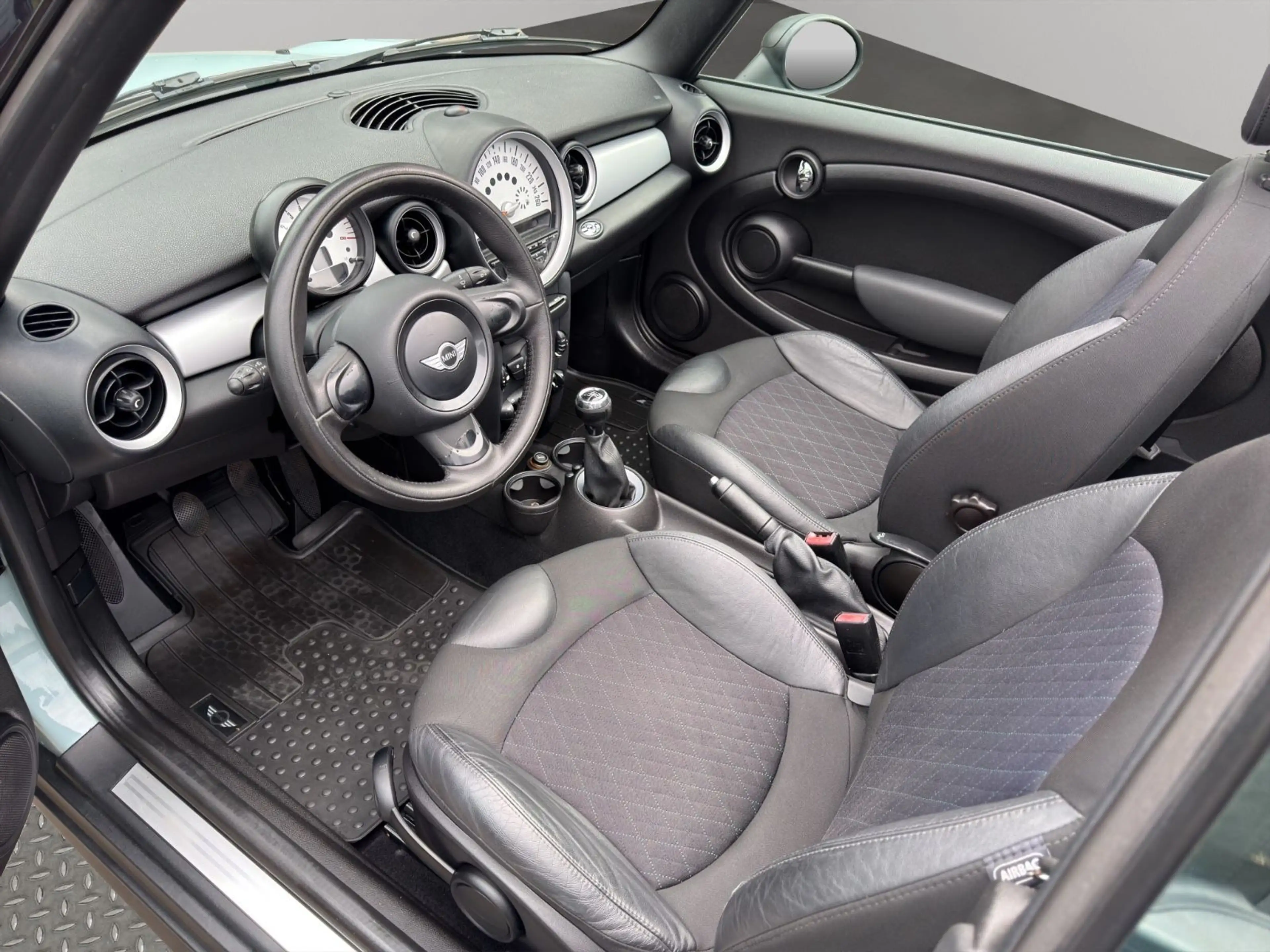 MINI One 1.6 Cabrio 2.Hand Klima Alu. TÜV — photo 10