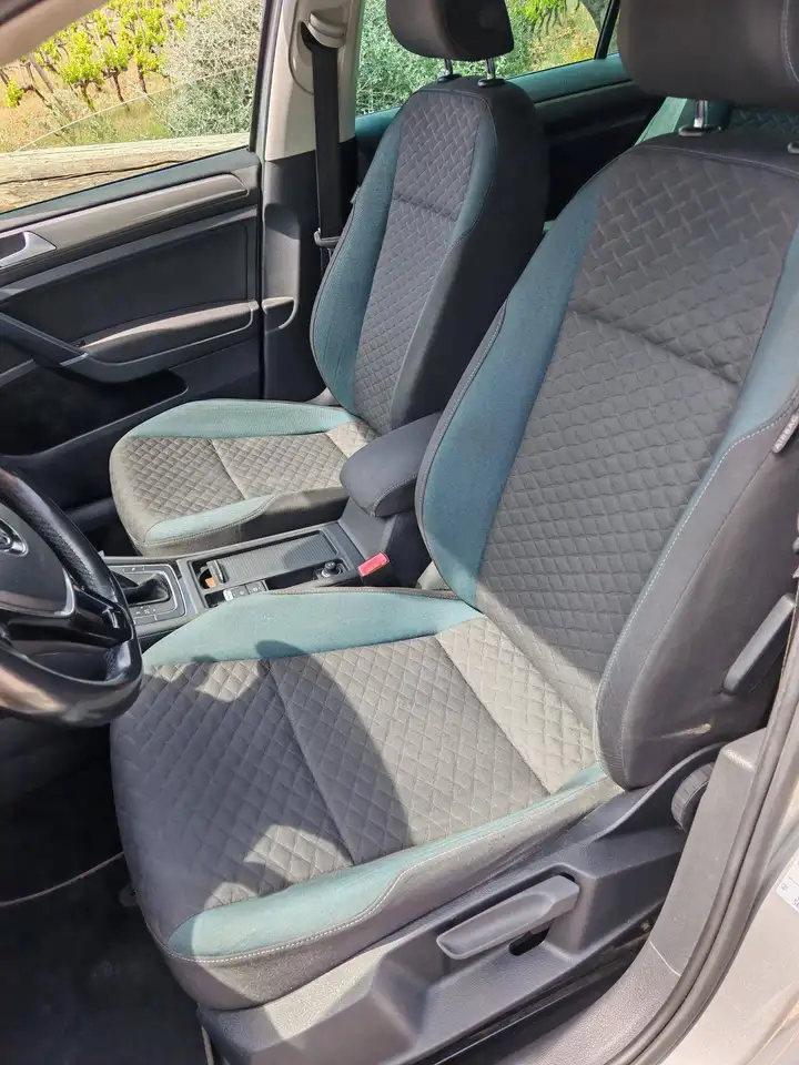 Volkswagen Golf Standard Model — photo 5