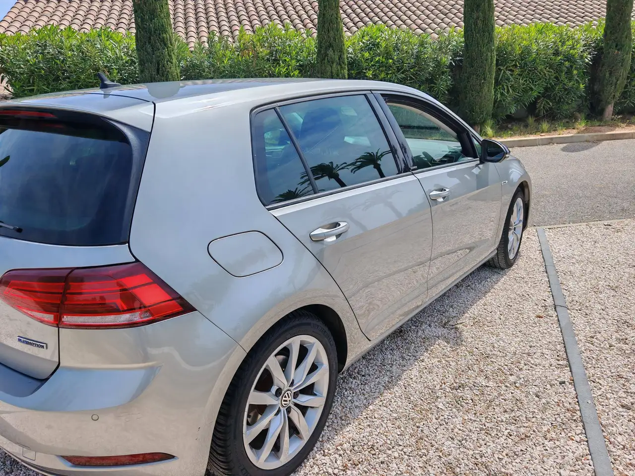 Volkswagen Golf Standard Model — photo 15