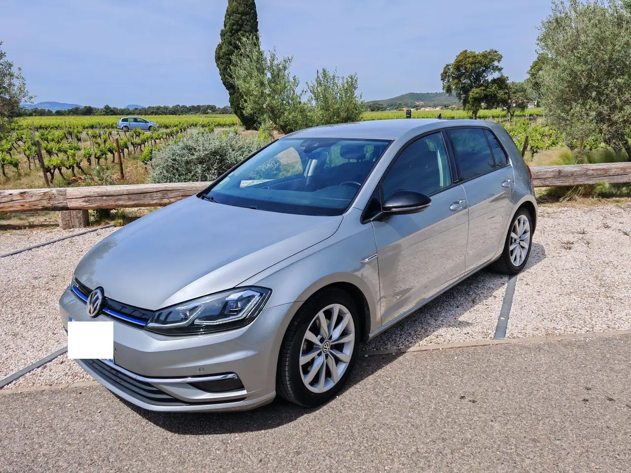 Volkswagen Golf Standard Model — photo 4