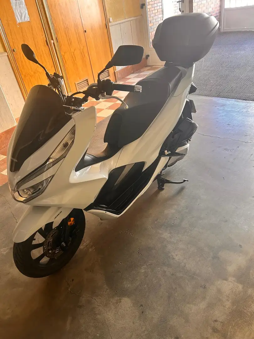 Honda PCX 125 Blanco - 1