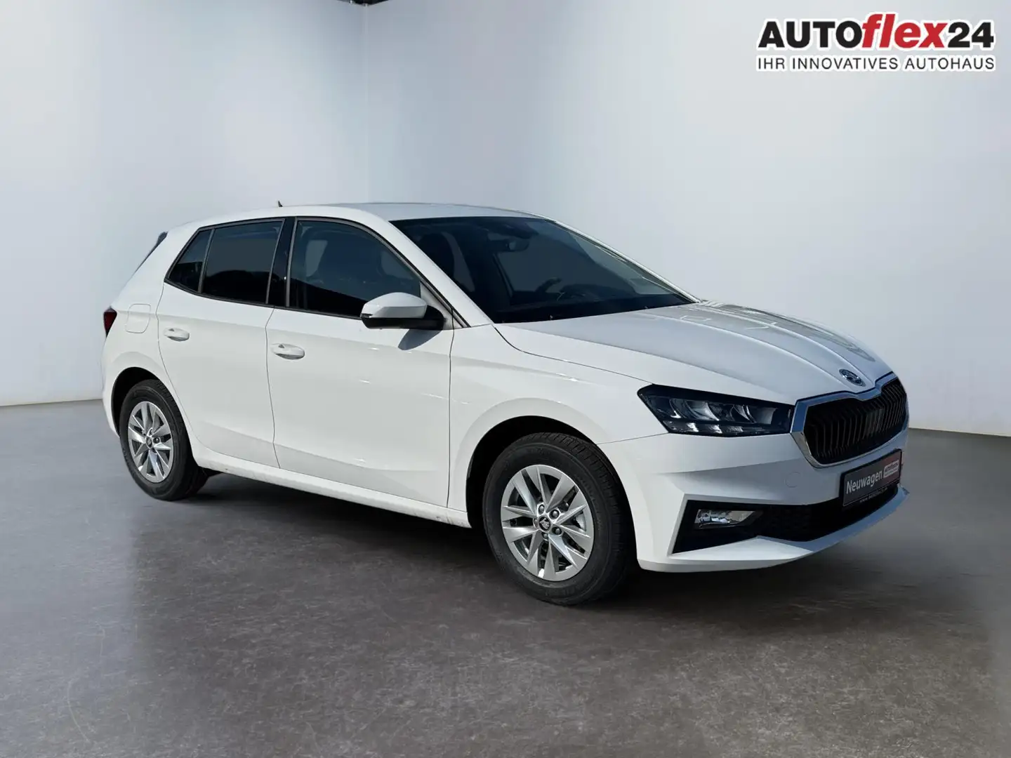 Skoda Fabia Drive Plus 1.0 TSI 116 Klima Kam SHZ PDC LED DA... Blanc - 1