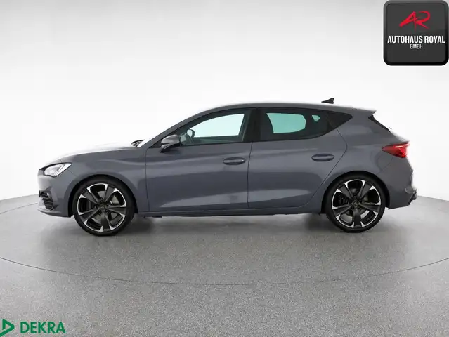 Cupra Leon view 2