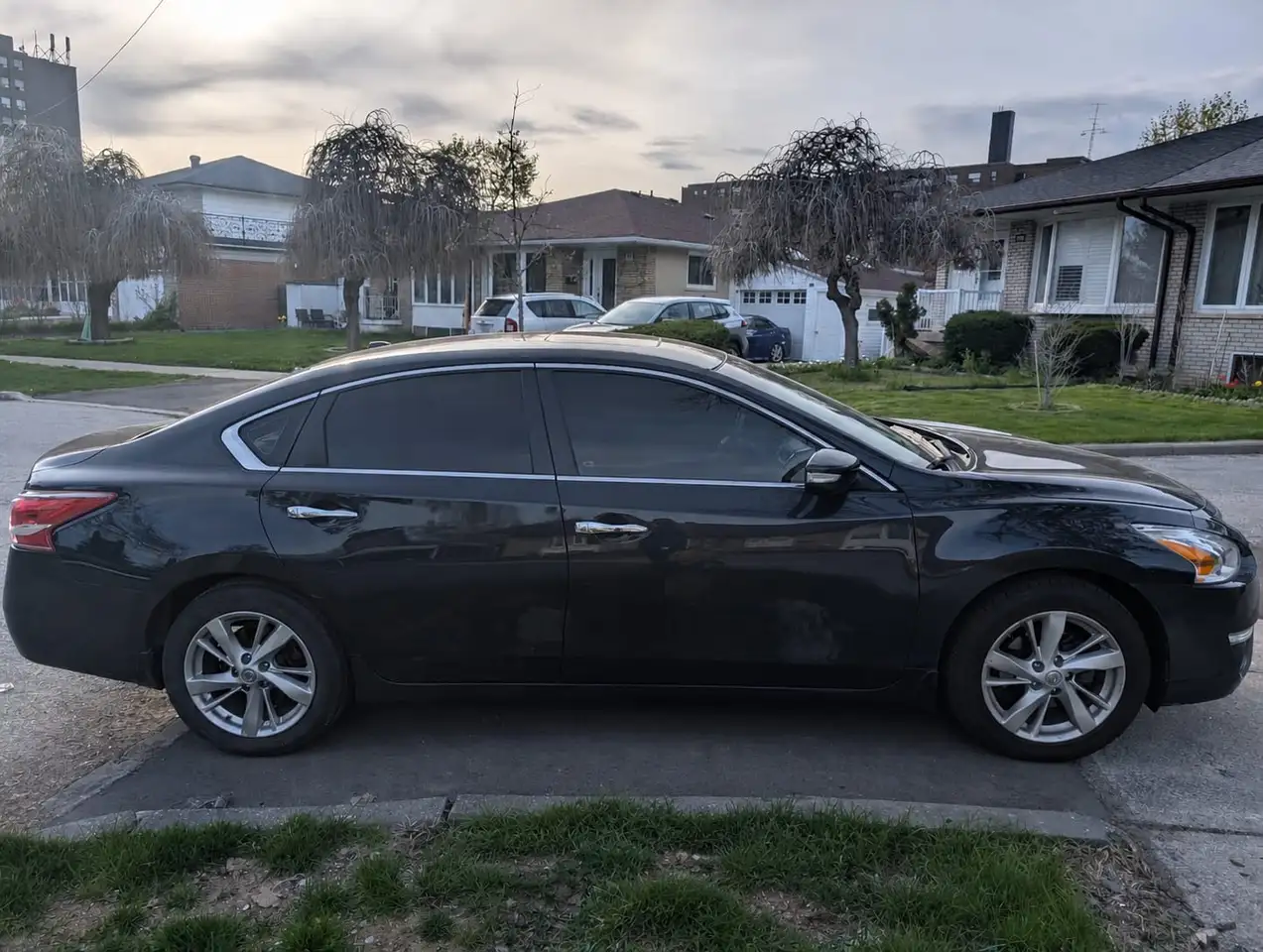 Nissan Altima снимка Nissan Altima