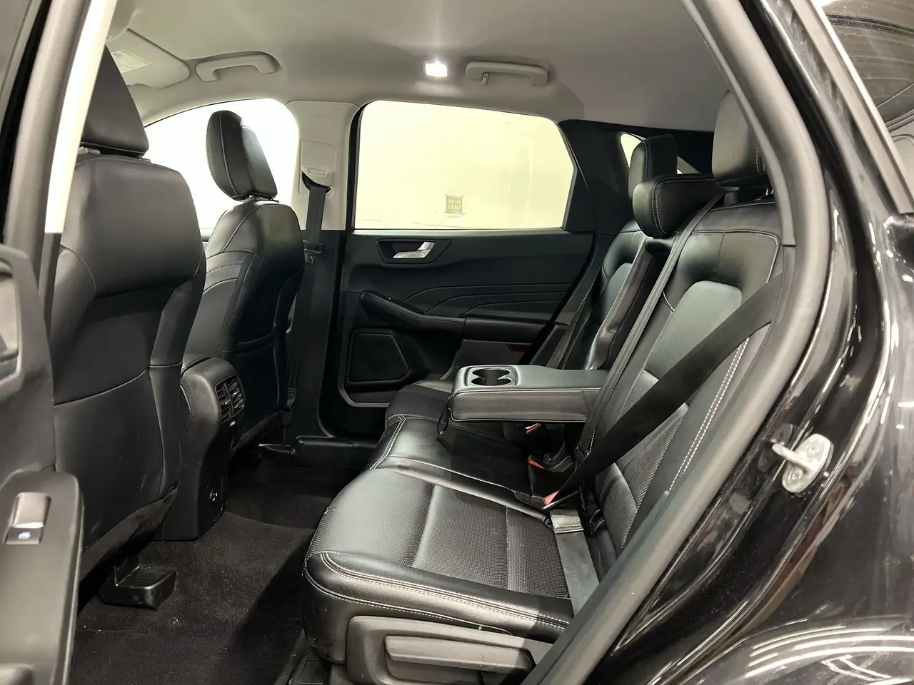Ford Escape снимка Ford Escape