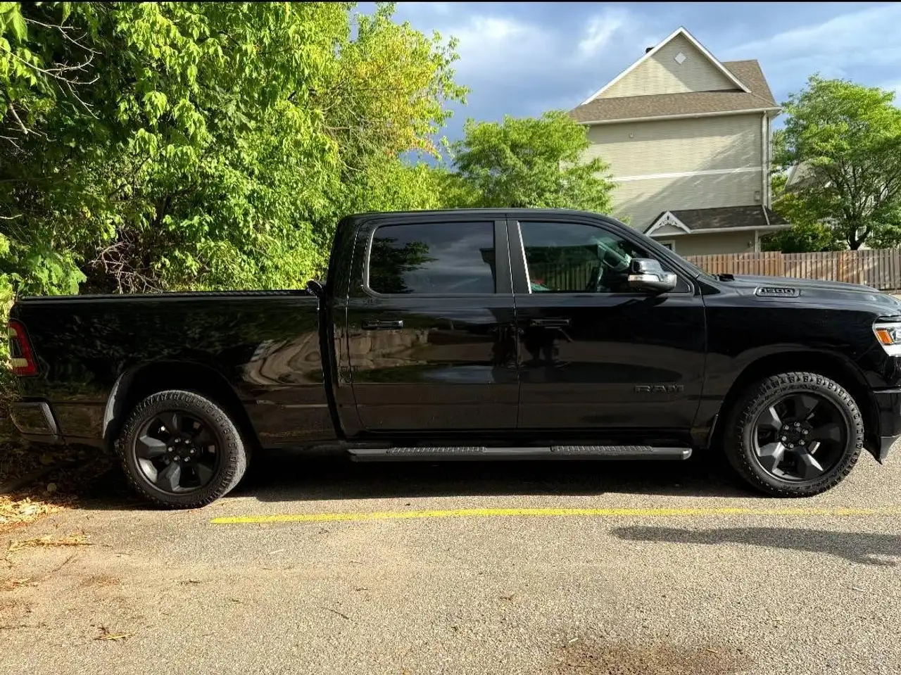 RAM 1500 снимка RAM 1500