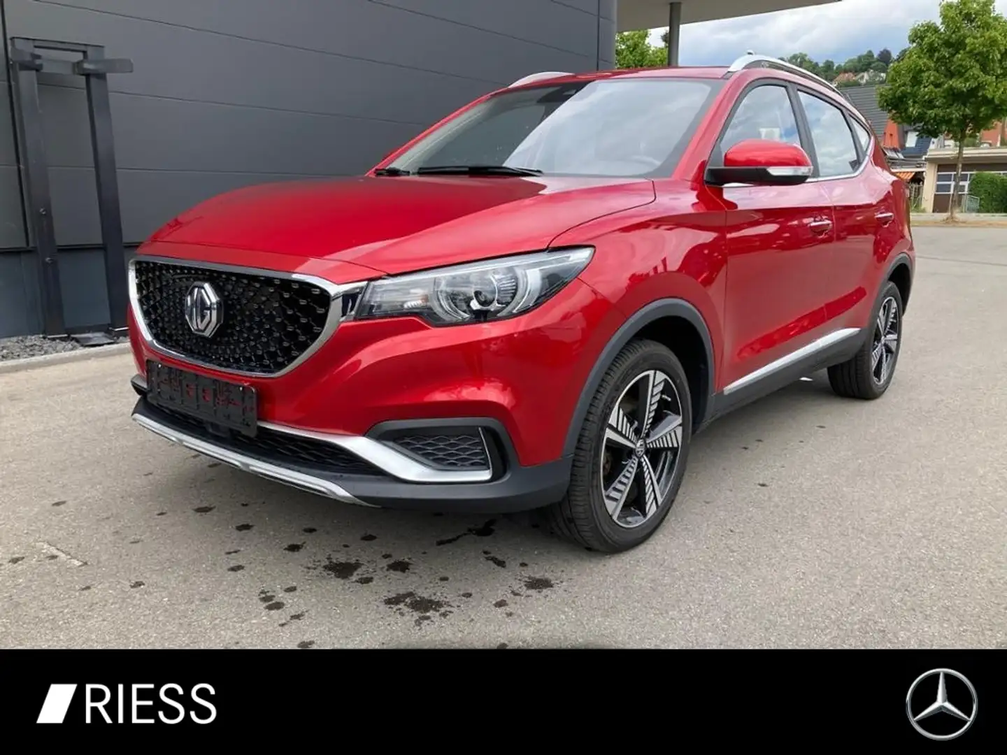MG ZS LUXURY PANO LED KAMERA LEDER TEMPOMAT KEYLESS Rot - 1