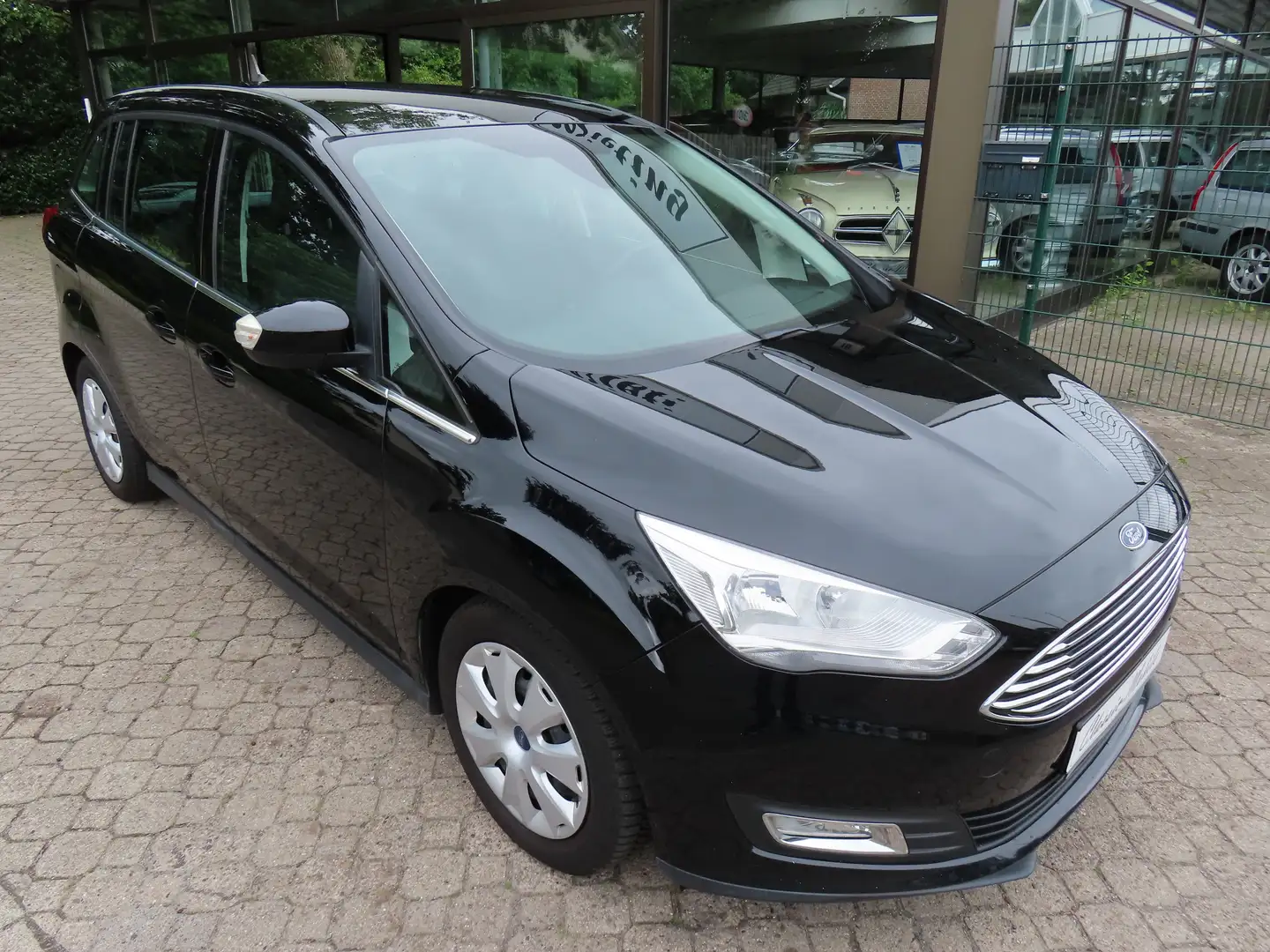 Ford Grand C-Max 2.0 TDCi Titanium *HU 10/2026*2.Hand*AHK*SHZ*PDC* Schwarz - 1
