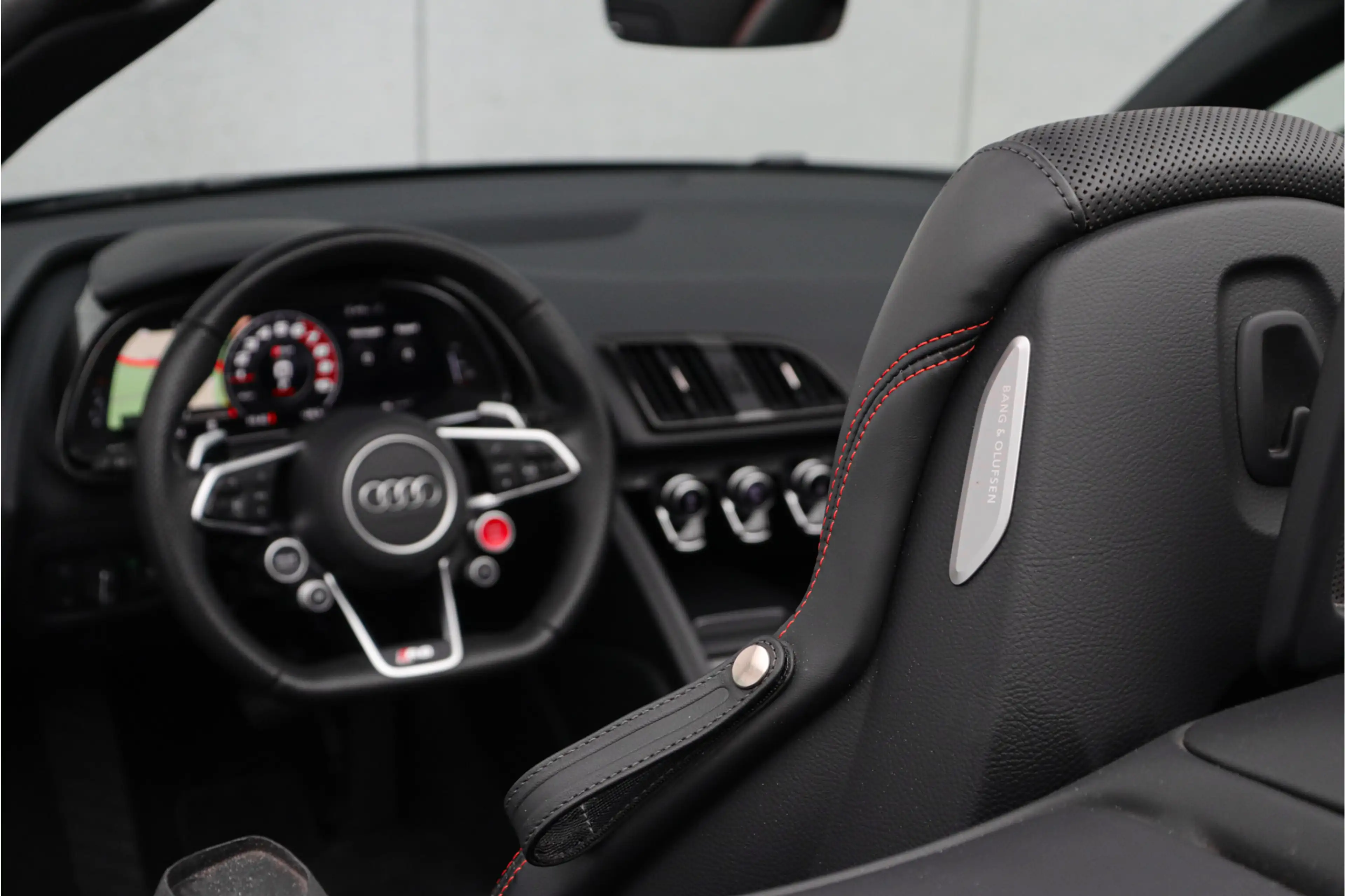 Audi R8 Spyder 5.2 V10 FSI quattro | Keramisch | B&O | Car — photo 16