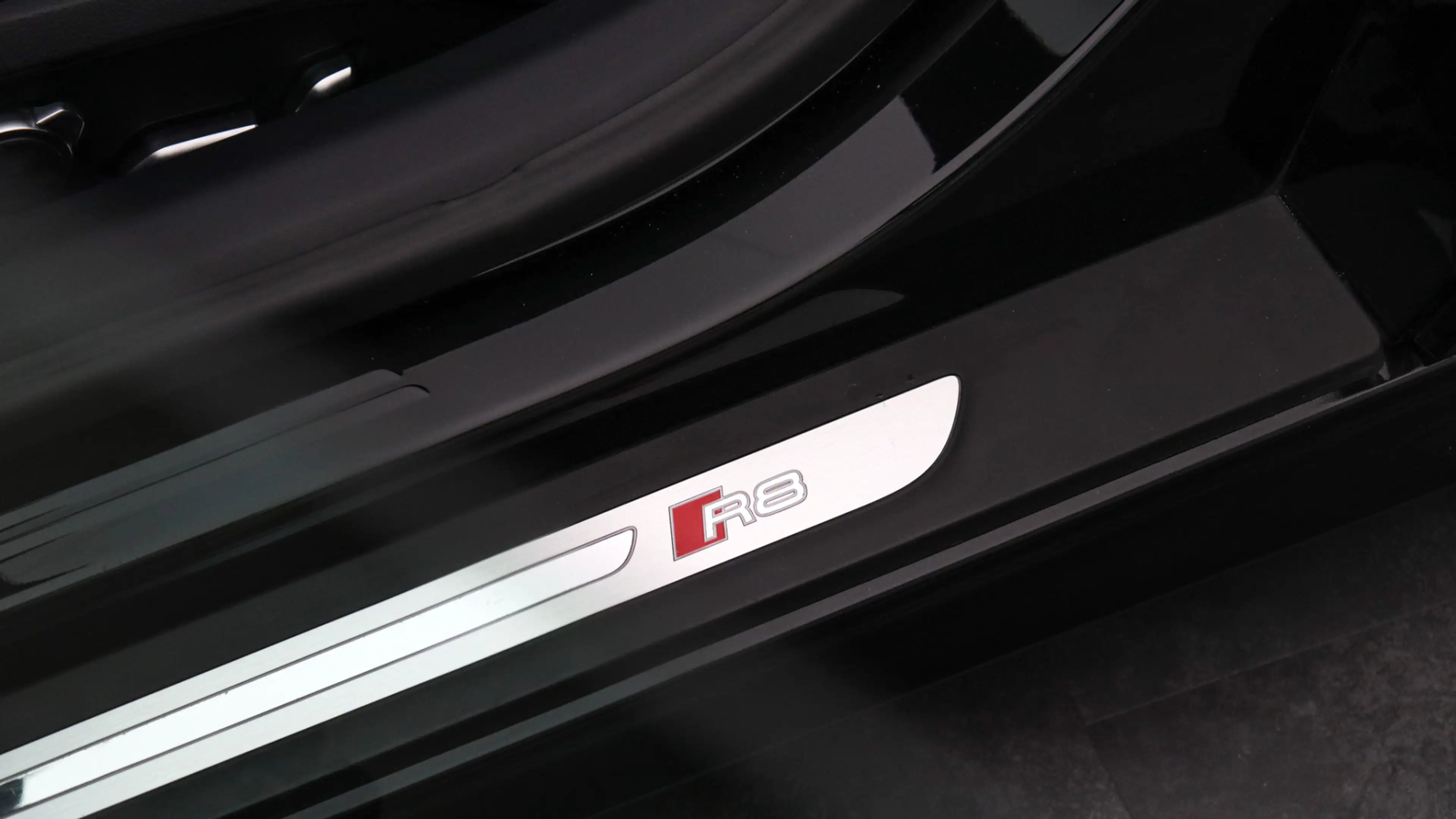 Audi R8 Spyder 5.2 V10 FSI quattro | Keramisch | B&O | Car — photo 12