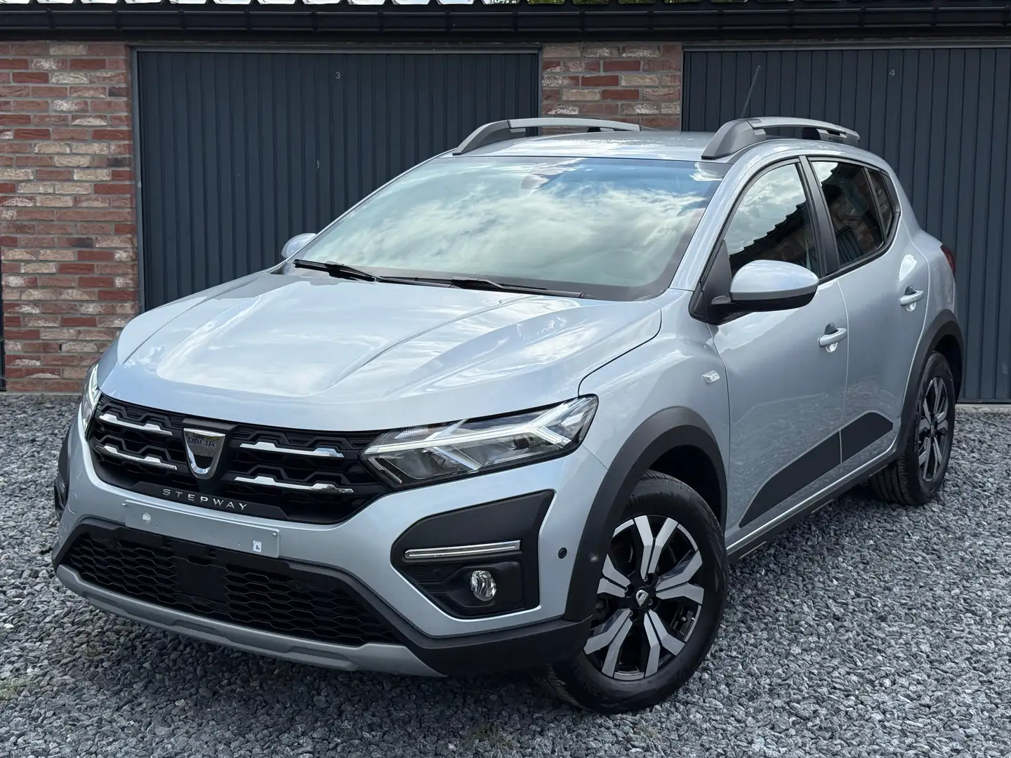 Dacia Sandero Stepway (Automatique) 33.207Km Full Options Argent - 2