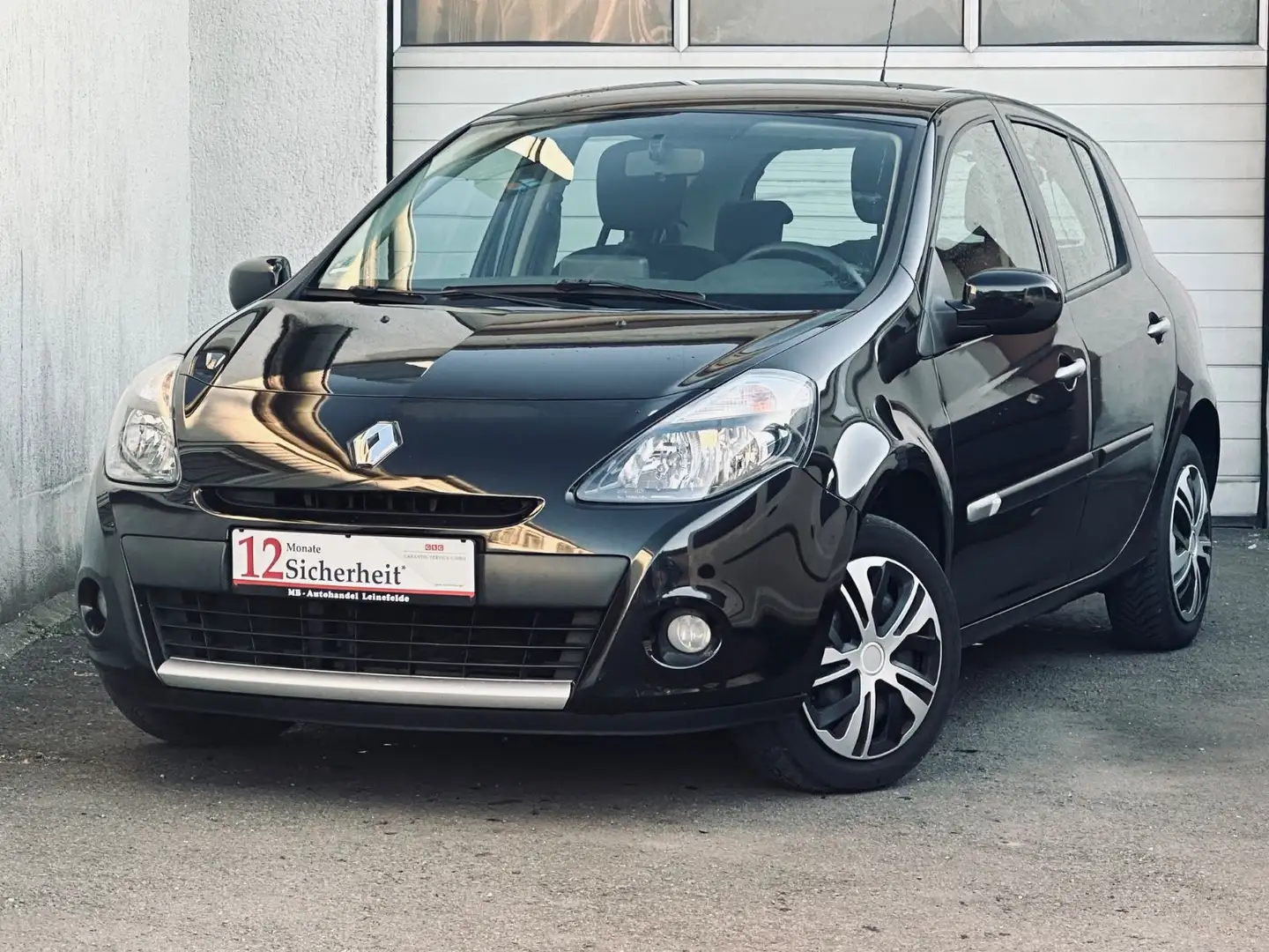 Renault Clio III Dynamique 5-Trg.*NAVI*ZV*2.HAND*TÜV NEU Schwarz - 1