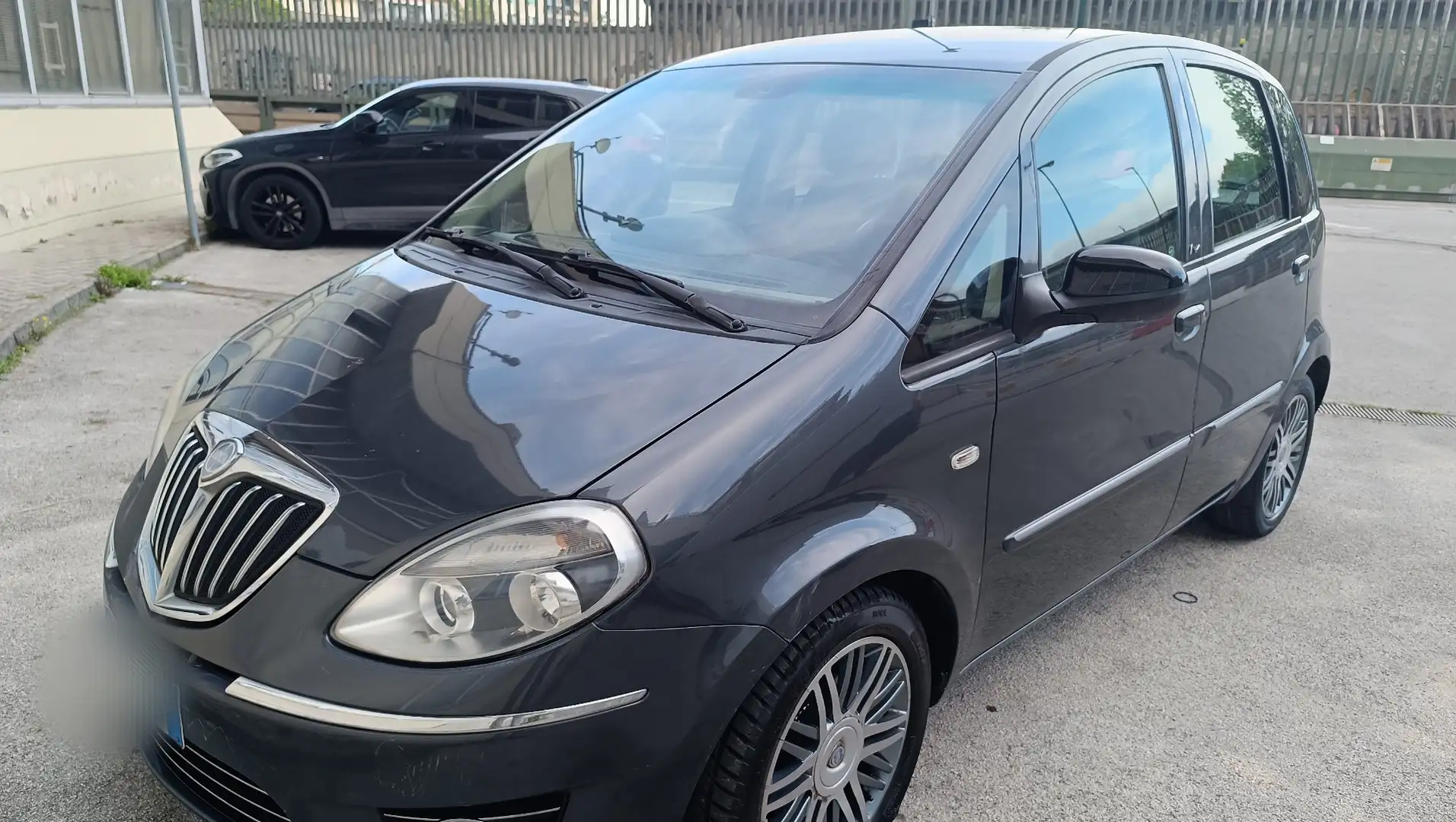 Lancia MUSA 1.4 16v 100 CV Gpl BRC platino trattabile Gris - 1