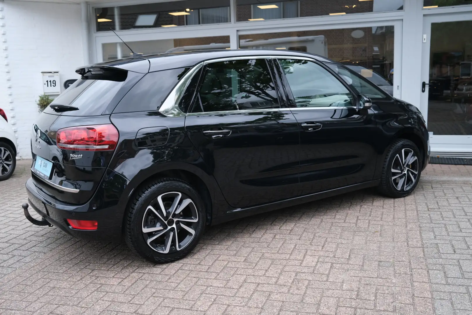 Citroen C4 Picasso e-THP Shine Automaat-6 Nappa Leer | Trekhaak | Pan Noir - 2