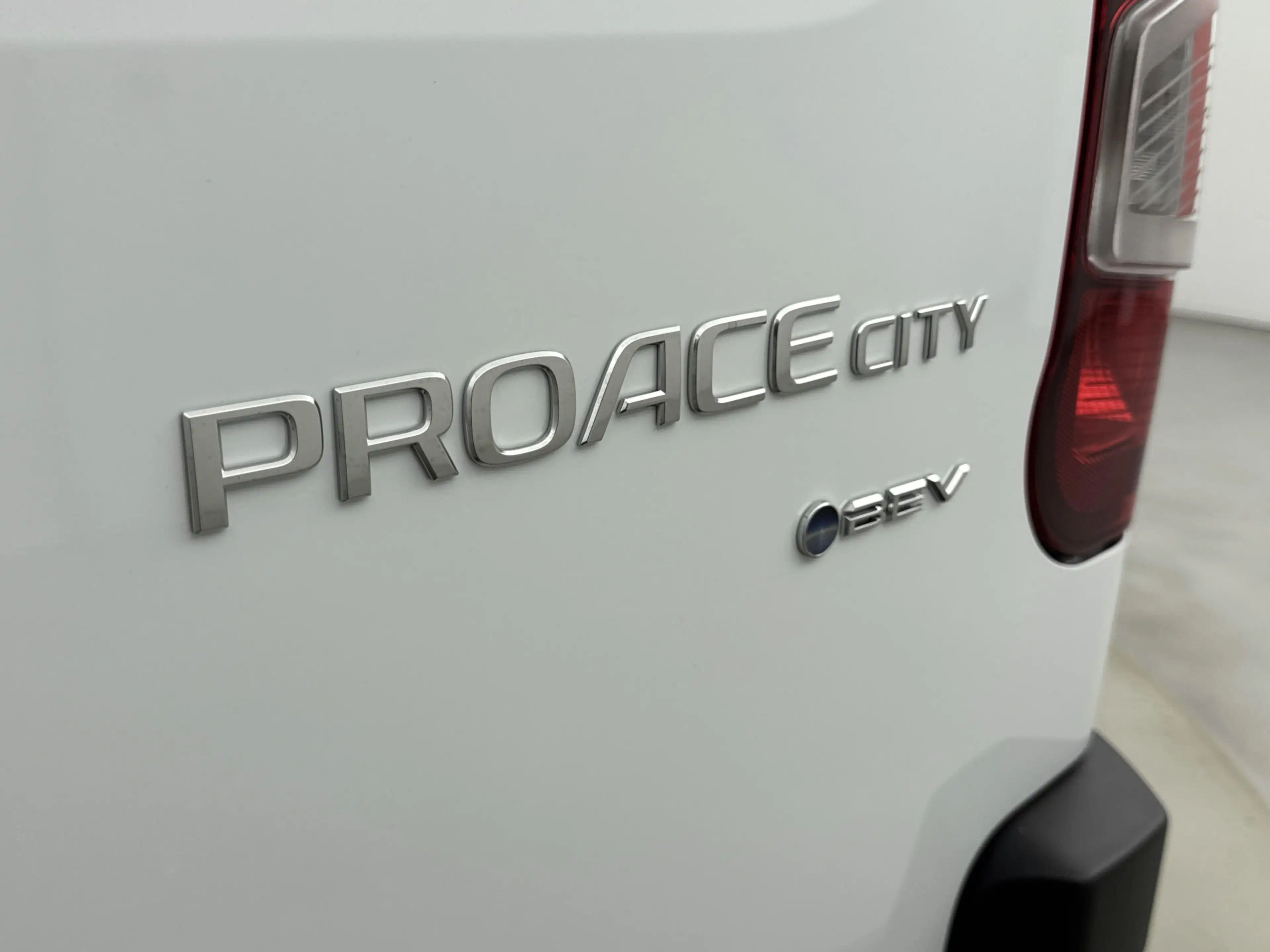 Toyota Proace City Electric 10th Anniversary 50 kWh | Apple Carplay & — photo 7