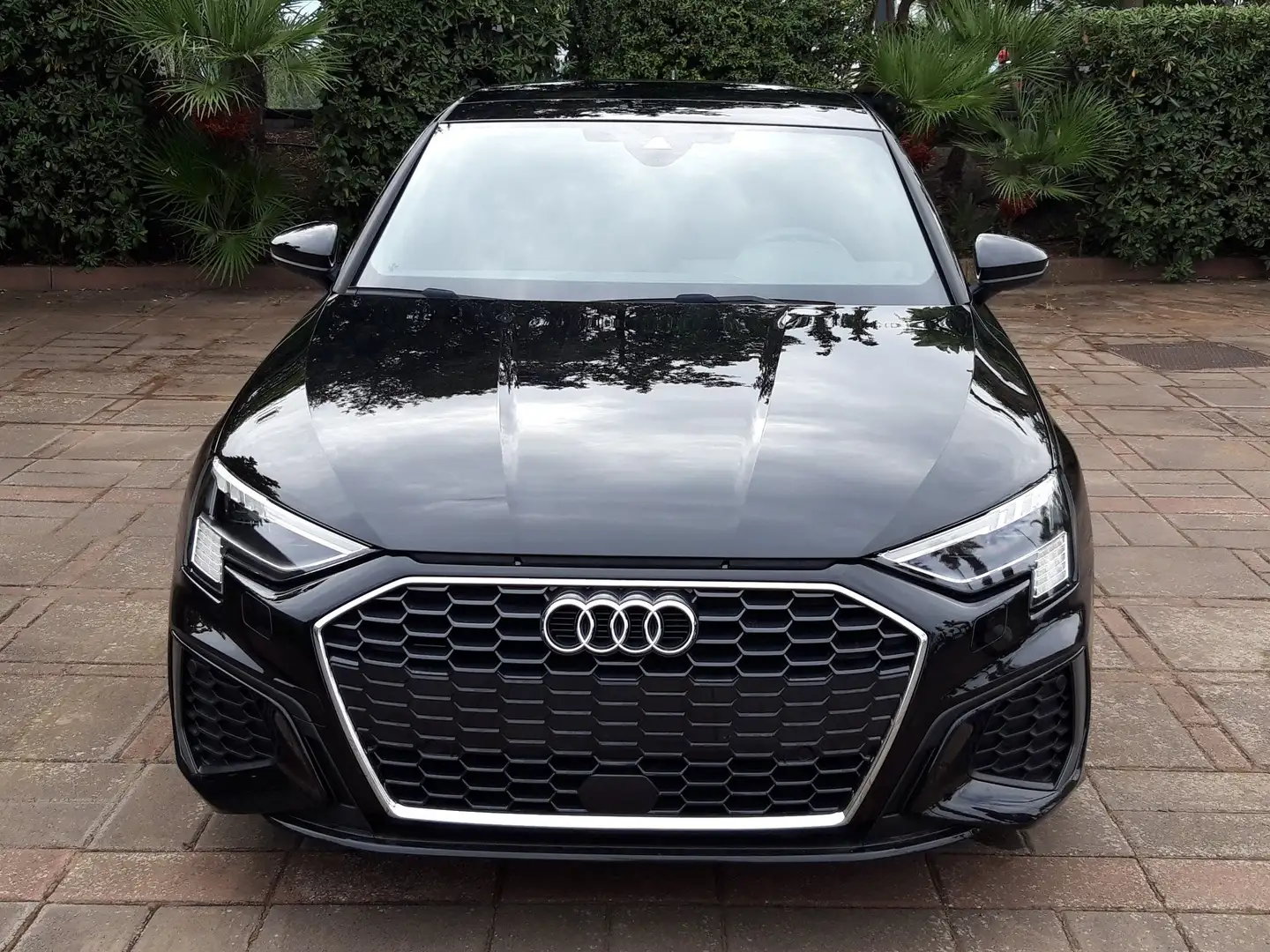Audi A3 A3 Sportback 35 2.0 tdi S line Edition s-tronic Zwart - 1