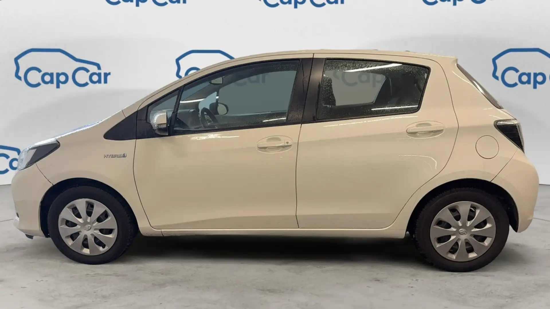 Toyota Yaris 1.5 VVTi Hybrid 100 E-CVT Dynamic Blanc - 2