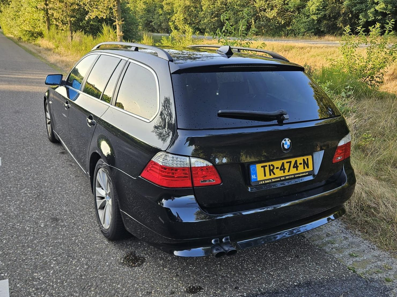 BMW 523 523i Executive — photo 4