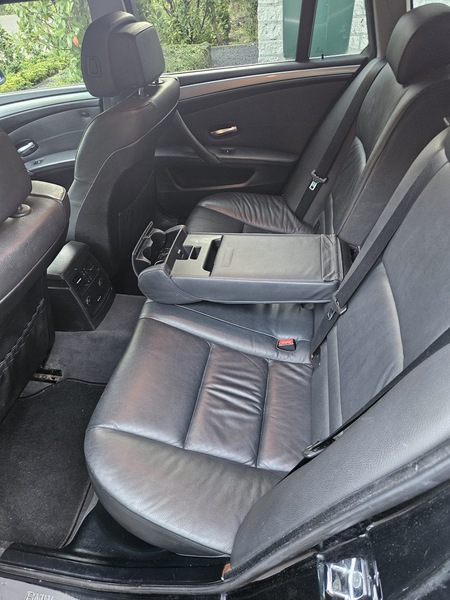 BMW 523 523i Executive — photo 9