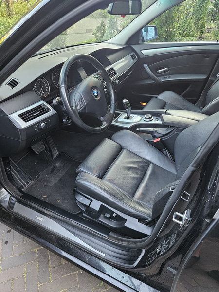 BMW 523 523i Executive — photo 8