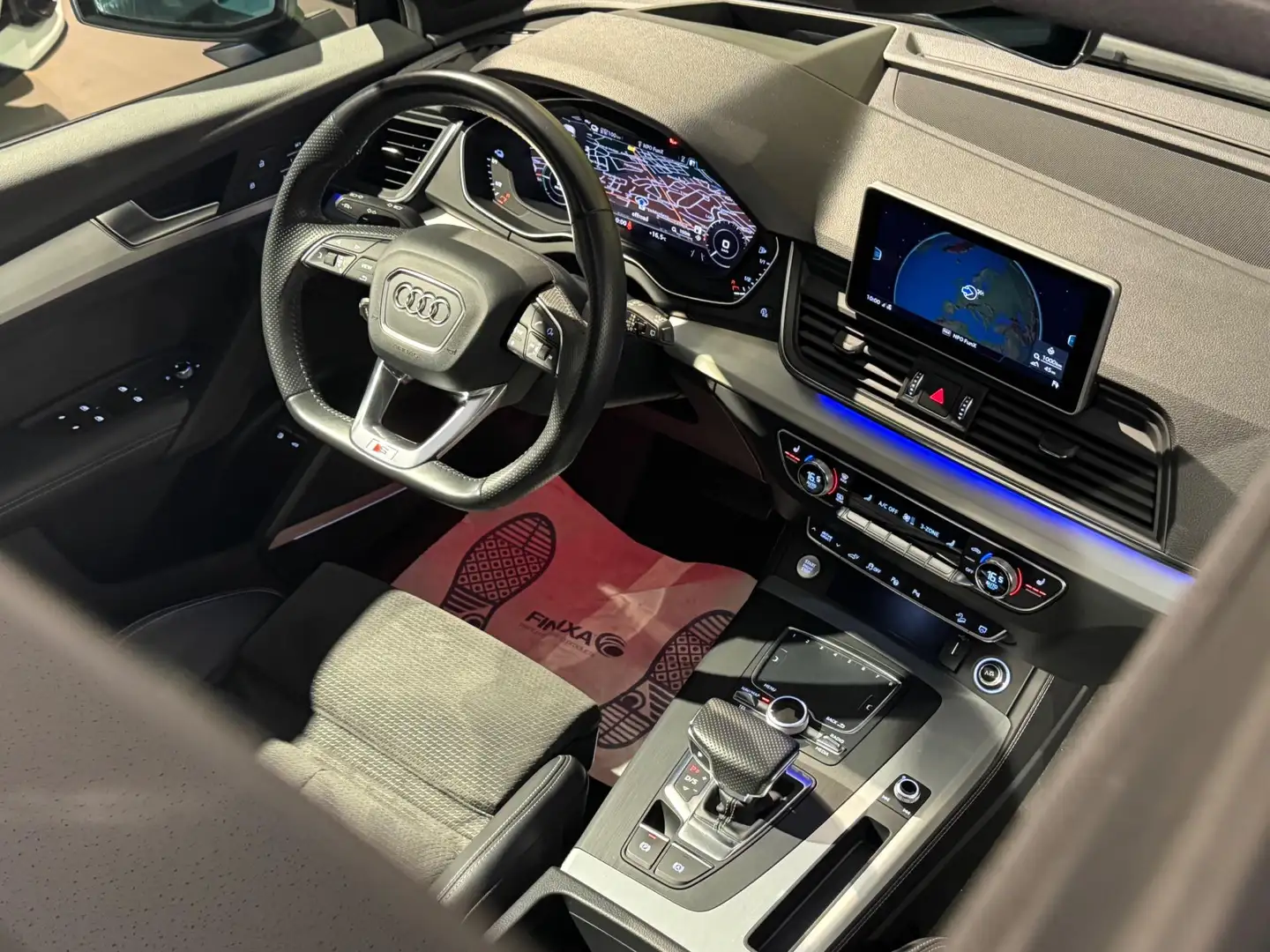 Audi Q5 55 TFSI e QUATTRO Competition 367 PK |PANO|MASSAGE Blanc - 2