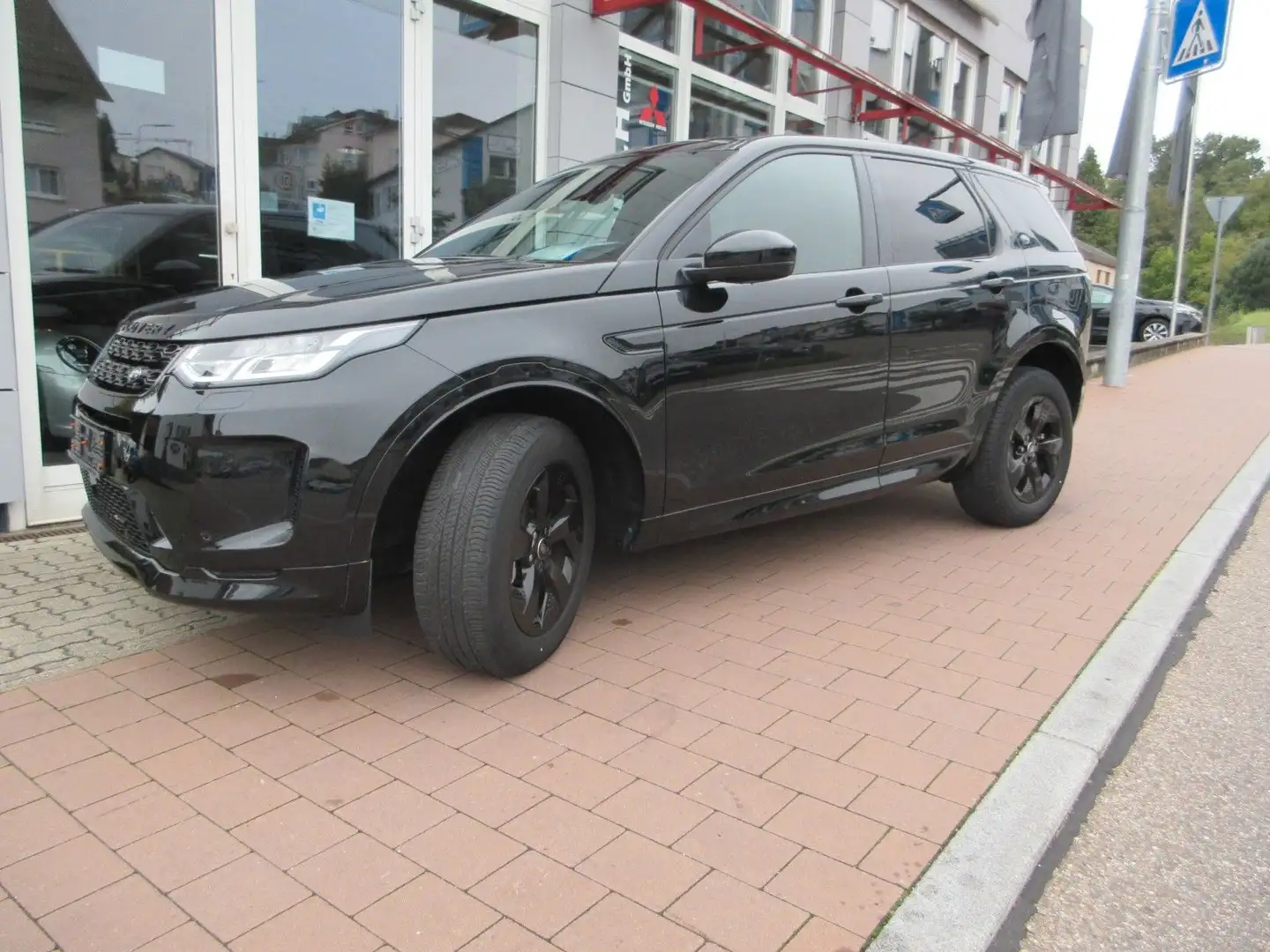 Land Rover Discovery Sport P300e AWD Automatik R-DYNAMIC S/ Schwarz - 2