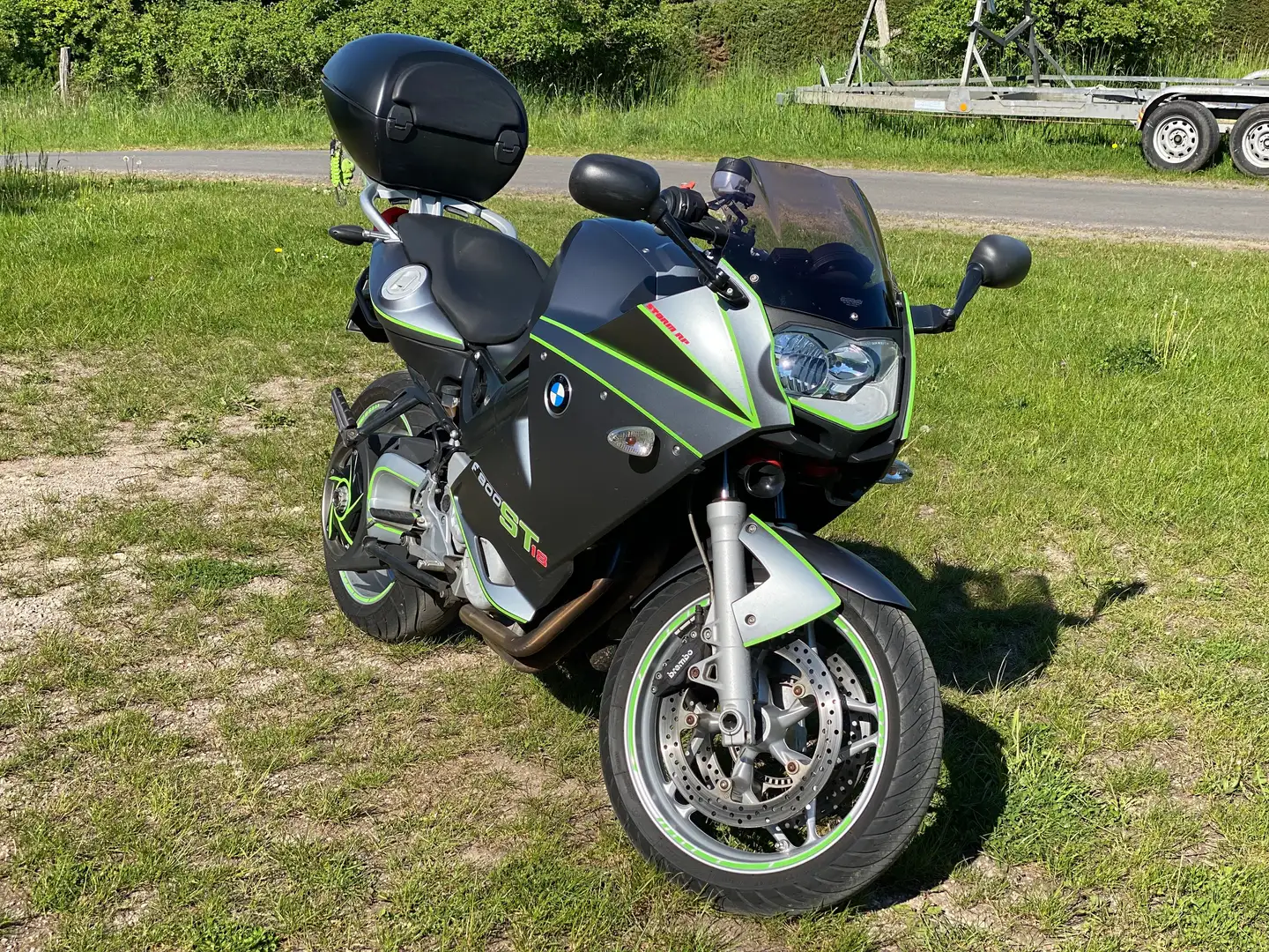 BMW F 800 ST Grau - 1