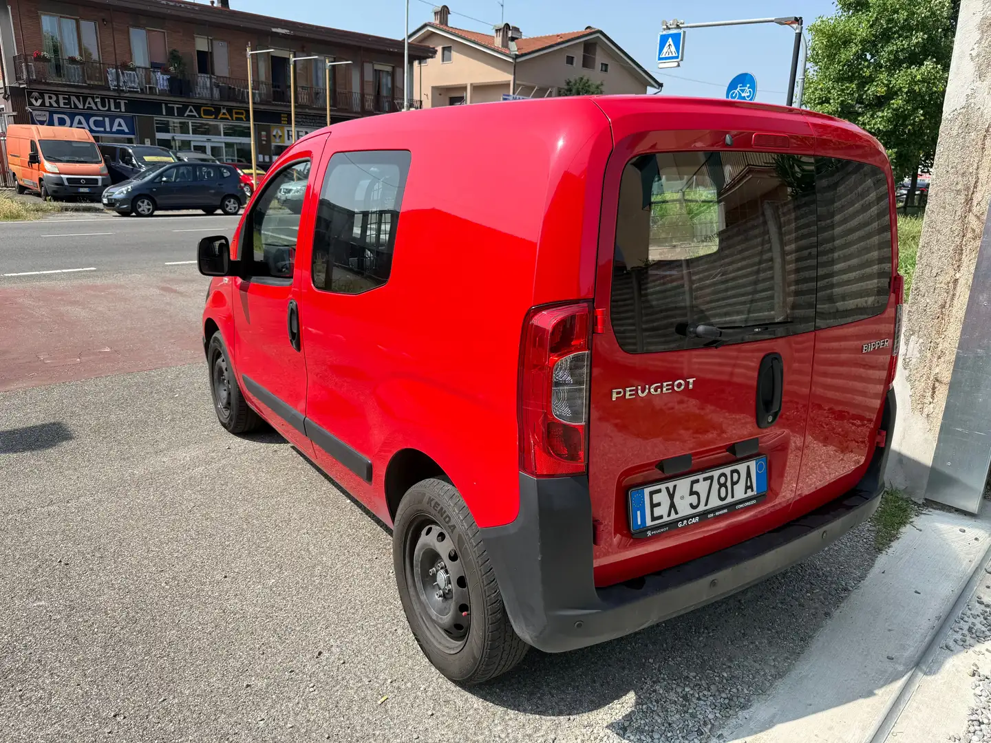 Peugeot Bipper Tepee 1.3 hdi Style 75cv Rojo - 2