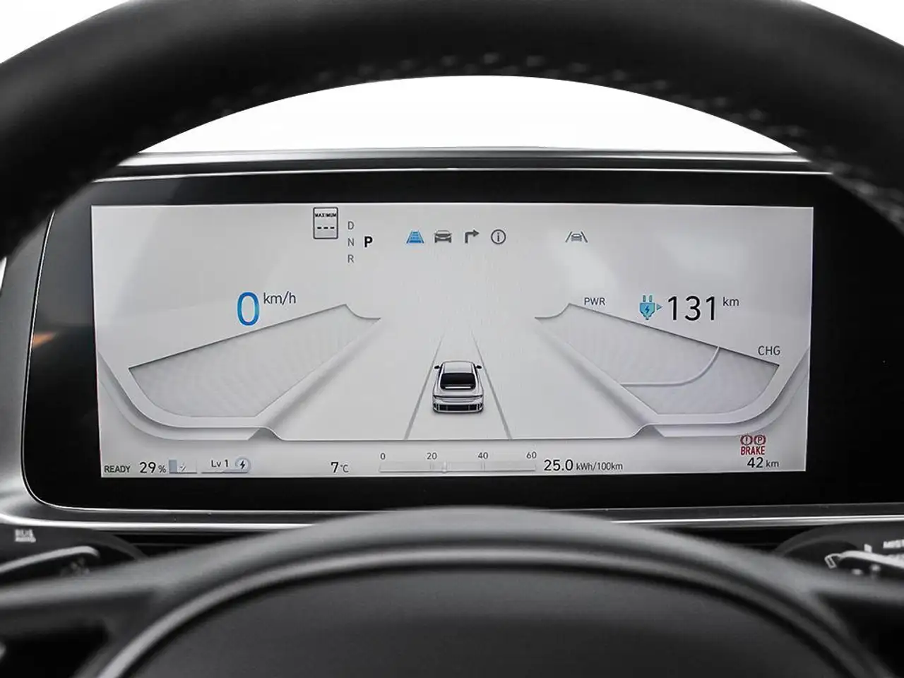 Hyundai IONIQ 6 снимка Hyundai IONIQ 6