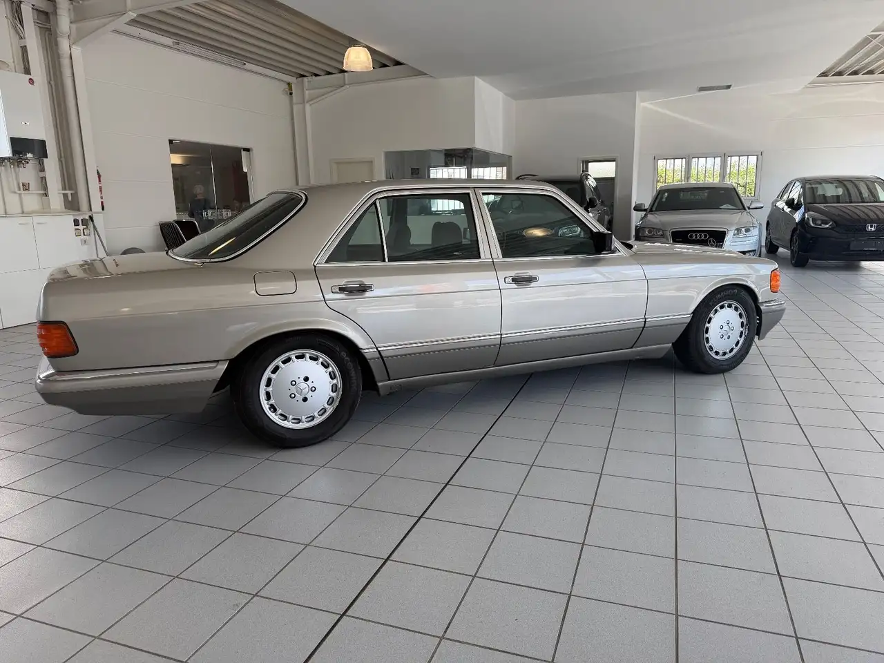 Mercedes-Benz 420 SE/SEL W126 V8 H-Zulassung, foto 6