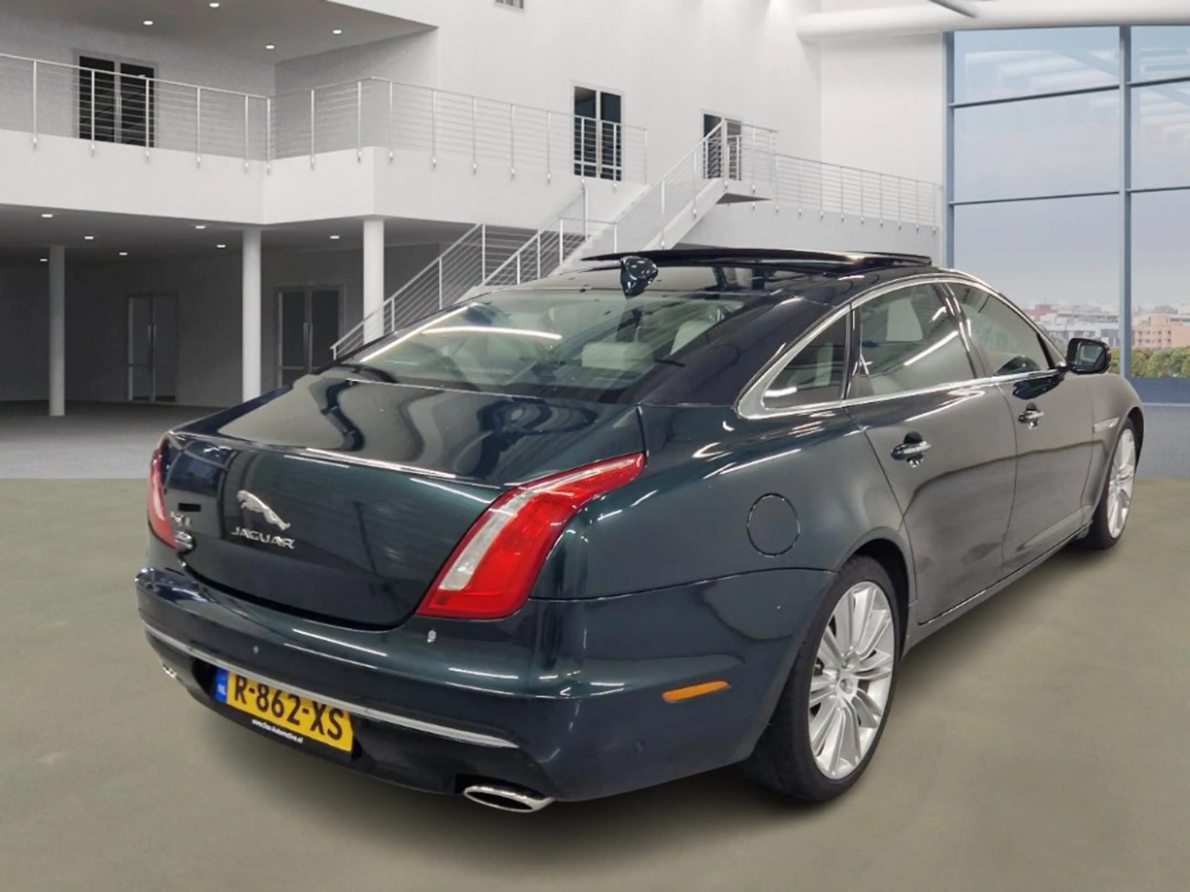 Jaguar XJ 3.0 V6 SC AWD Portfolio LWB|CHAFFEURSPAKKET| — photo 3