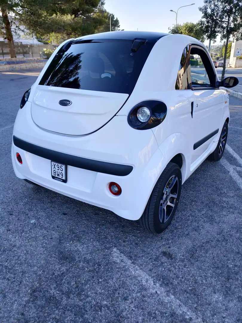 Microcar Due Bianco - 2