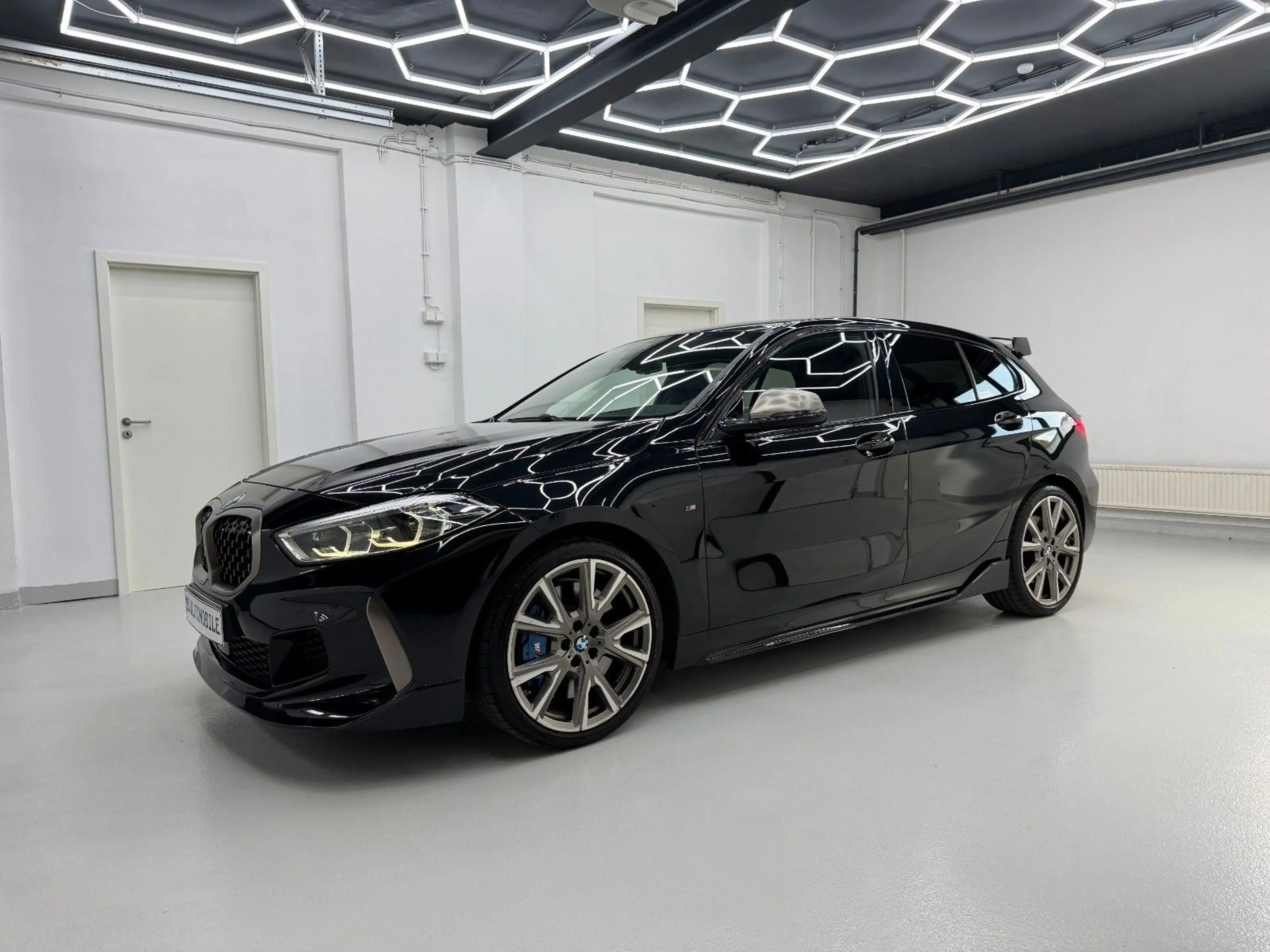 BMW 135 1 Limousine M135 i xDrive M PERFOMANCE — photo 16
