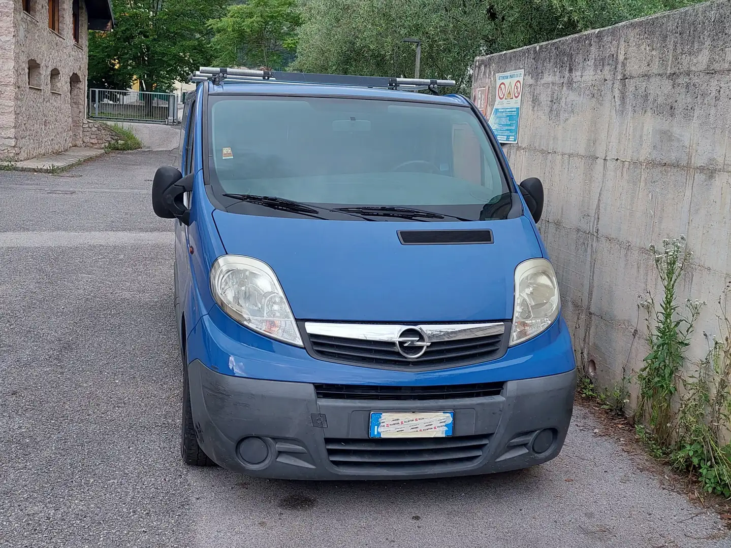 Opel Vivaro 2.5 cdi Blu/Azzurro - 1