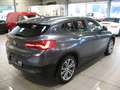 BMW X2 sDrive18i Aut. Advantage *LED*AHK*NAVI* Grau - thumbnail 3