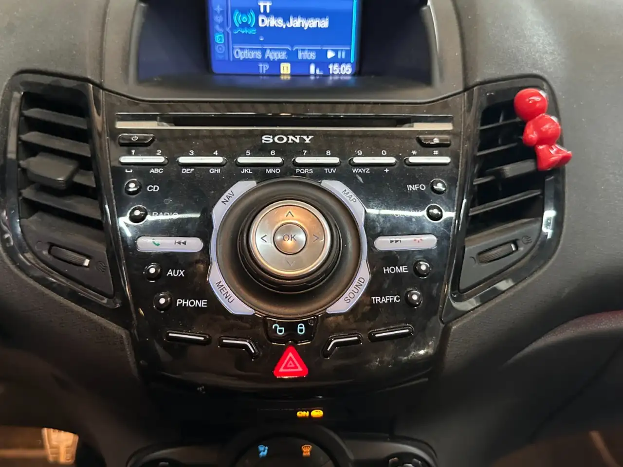 Ford Fiesta 3 portes — photo 26