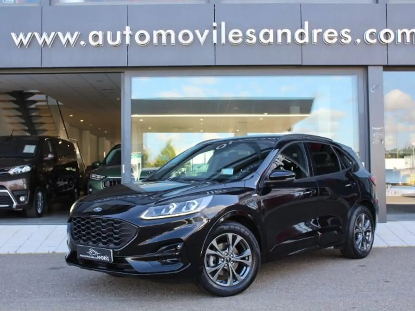 Ford Kuga 1.5 EcoBlue ST-Line FWD 120 Negro - 1