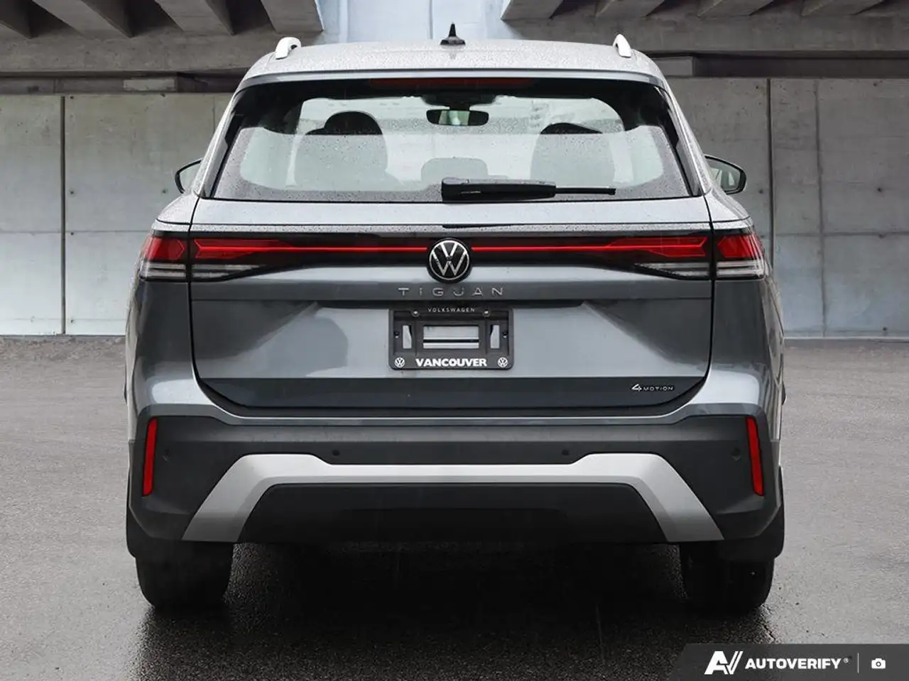Volkswagen Tiguan снимка Volkswagen Tiguan
