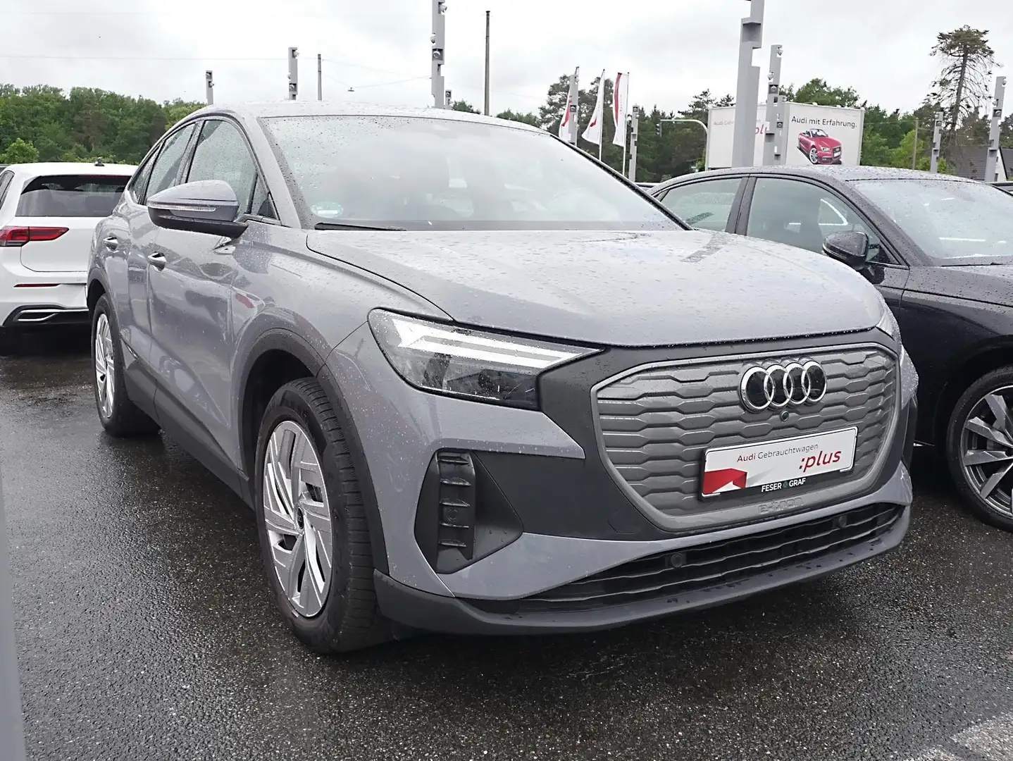 Audi Q4 e-tron Sportback e-tron 40 R-Kamera ACC PDC SHZ Grijs - 2