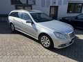 Mercedes-Benz E 220 T CDI DPF BlueEFFICIENCY 7G-TRONIC Elegance Argintiu - thumbnail 3