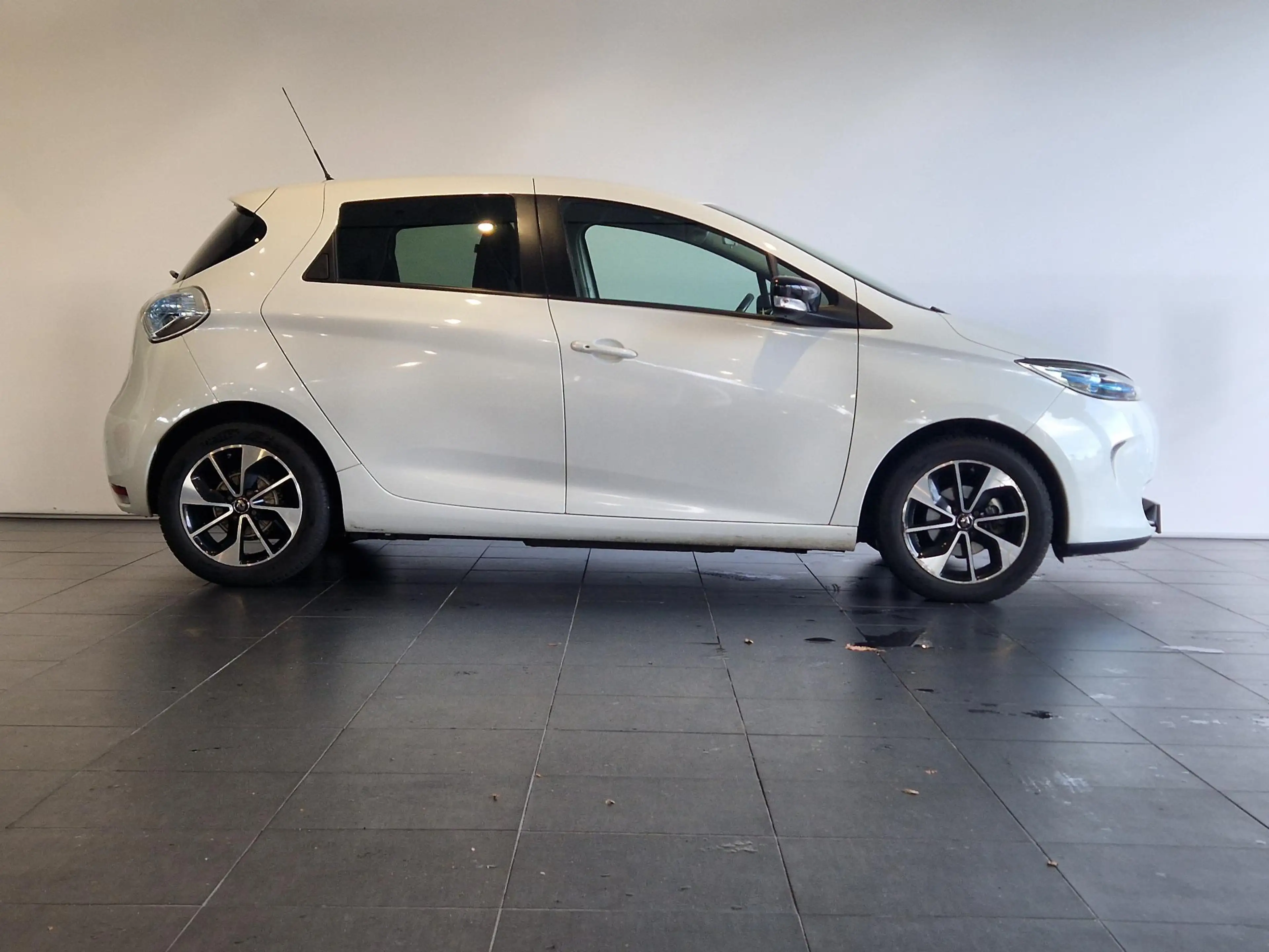 Renault ZOE R110 Limited 41 kWh | 86% SOH | KOOP ACCU | NAVIGA — photo 19