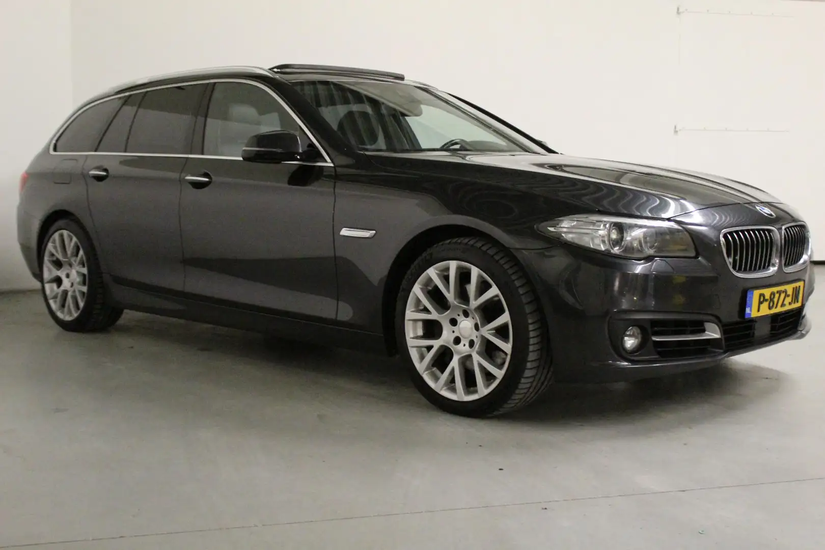 BMW 535 5-serie Touring 535xd High Executive | 19'LMV | HE Grey - 2