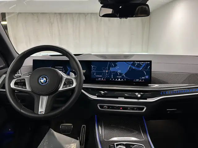 BMW X5 view 5