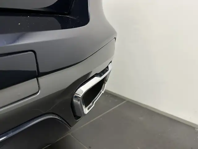 BMW X5 view 14