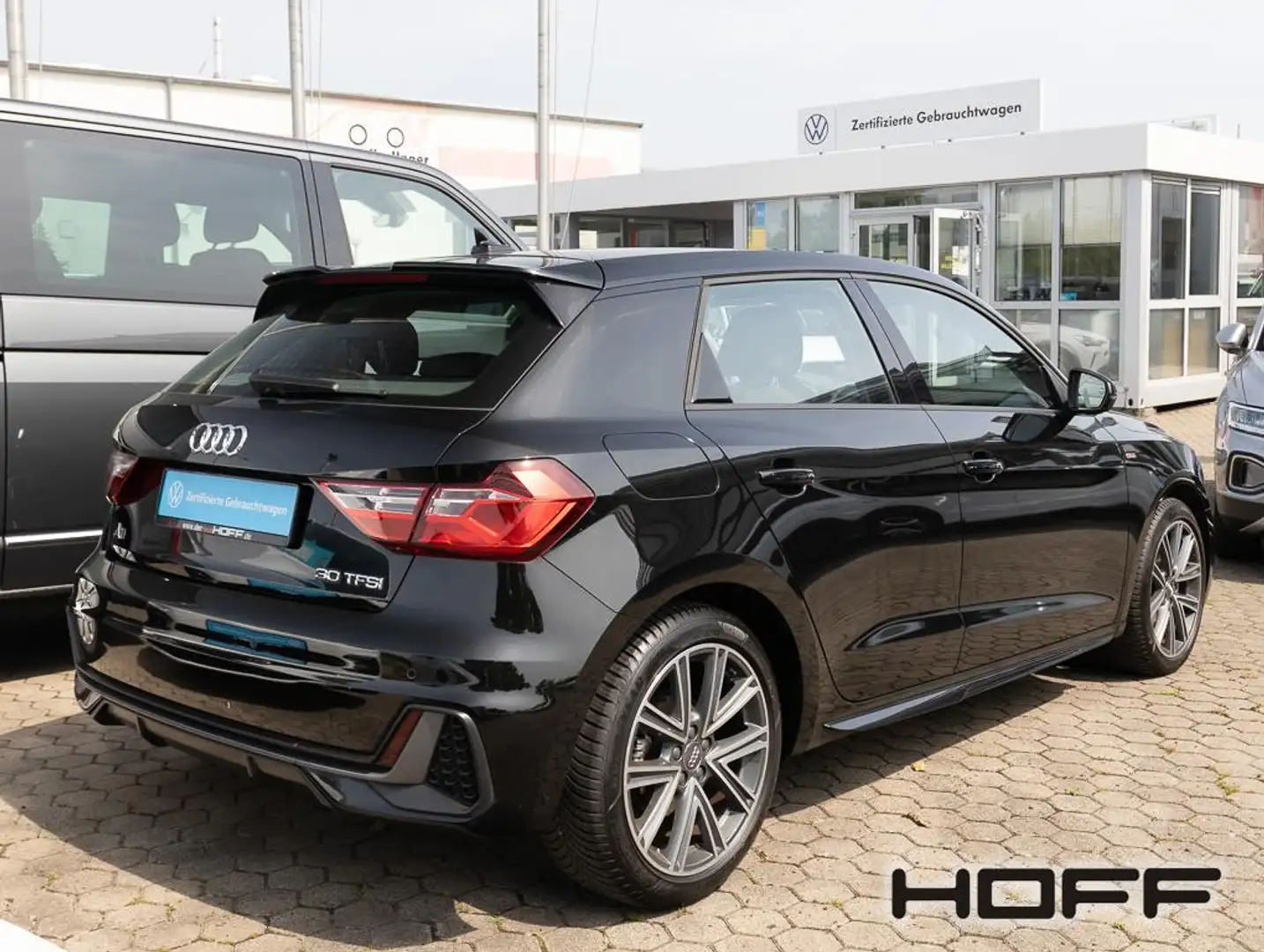 Audi A1 Sportback 30 1.0 TFSI S-line Sitzheizung Klimaauto Noir - 2