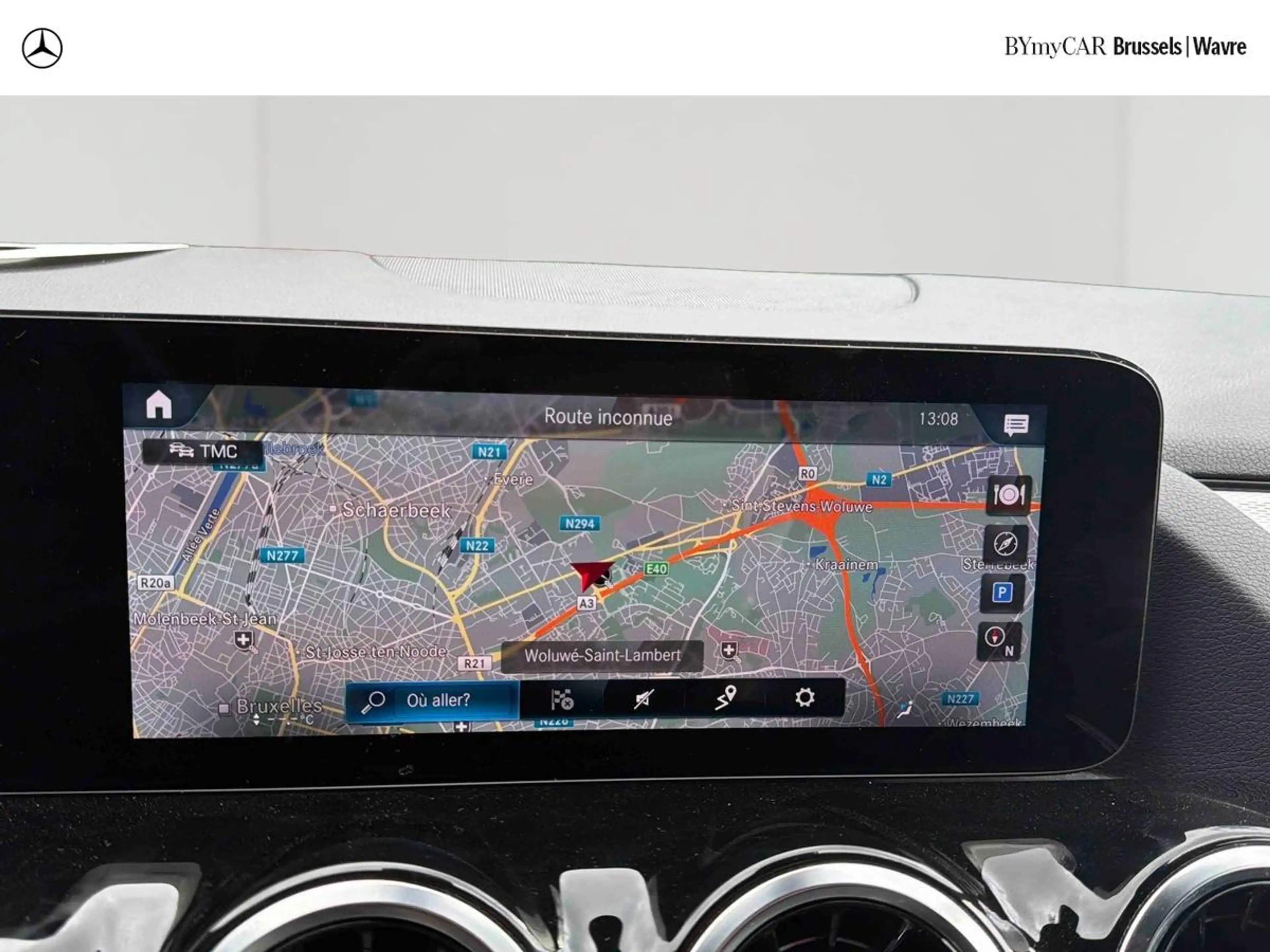 Mercedes-Benz GLA 180 GLA Essential Line — photo 13